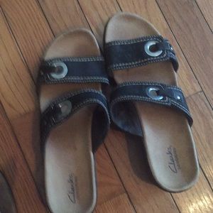 Slides size 9 leather brown w/ silver studs
